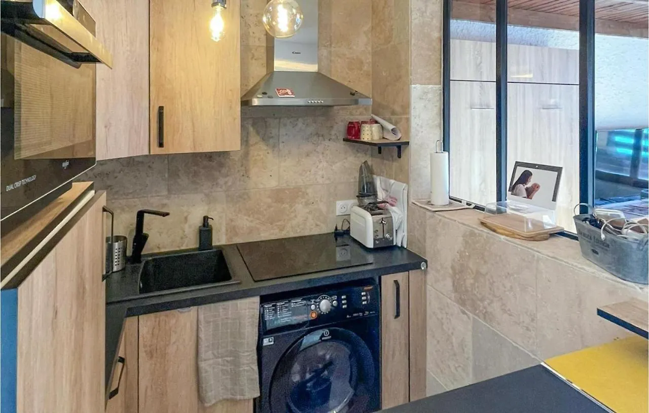 Nice Apartment In Uvernet-Fours With Wifi Frankrig